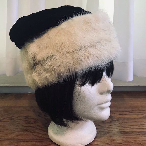 Accessories | Vintage Fur Hat From Miss Alice | Poshmark display picture 1